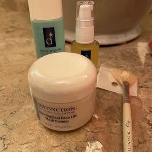 LEIGH VALENTINE DISTINCTION Non-Surgical Face Lift Set Kit 3 Part+ brush